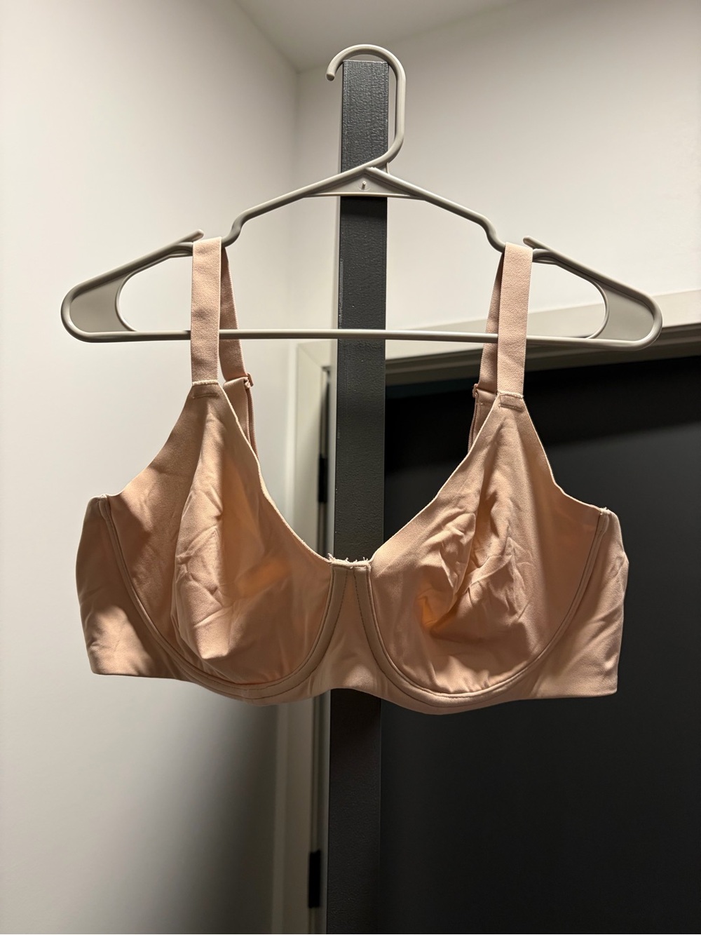 SKIMS FITS EVERYBODY UNLINED DEMI BRA | MICA